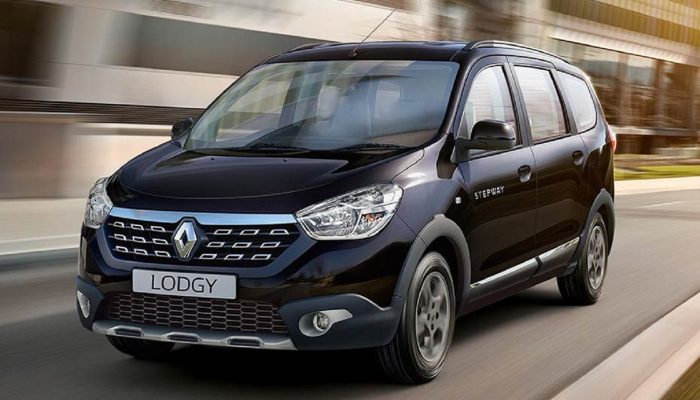 В России начались продажи минивэна Renault Lodgy по доступной цене