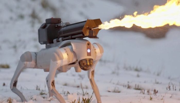 В Америке состоялась премьера оснащенного огнеметом робота-собаки Thermonator